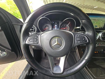 2018 Mercedes-Benz GLC 300 4MATIC – miniatura 10