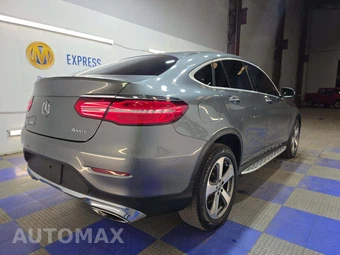 2018 Mercedes-Benz GLC 300 4MATIC – miniatura 3