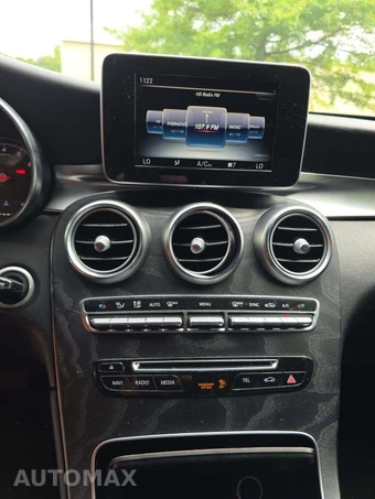 2018 Mercedes-Benz GLC 300 - miniatura 10