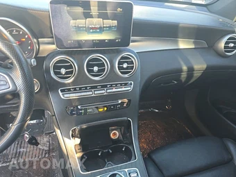 2018 Mercedes-Benz GLC 300 – miniatura 11