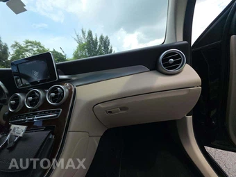 2018 Mercedes-Benz GLC 300 – miniatura 16