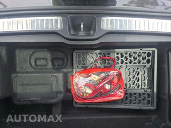 2018 Mercedes-Benz GLC 300 – miniatura 11