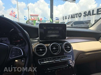 2018 Mercedes-Benz GLC 300 – miniatura 10