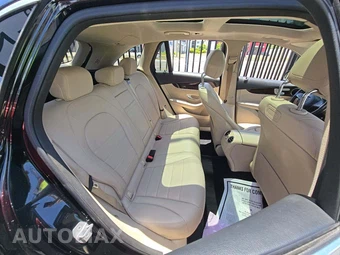2018 Mercedes-Benz GLC 300 – miniatura 16