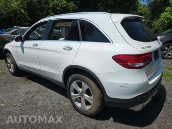 2018 Mercedes-Benz GLC 300 - miniatura 2