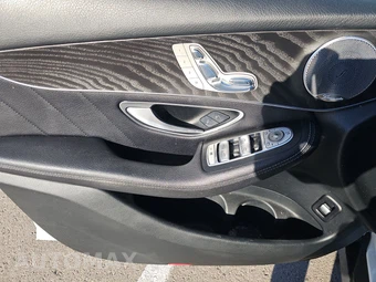 2018 Mercedes-Benz GLC 300 – miniatura 9