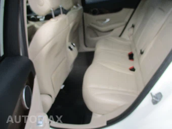 2018 Mercedes-Benz GLC 300 - miniatura 15