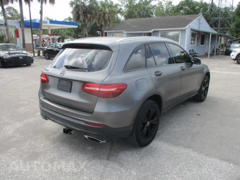 2018 Mercedes-Benz GLC 300 - miniatura 5