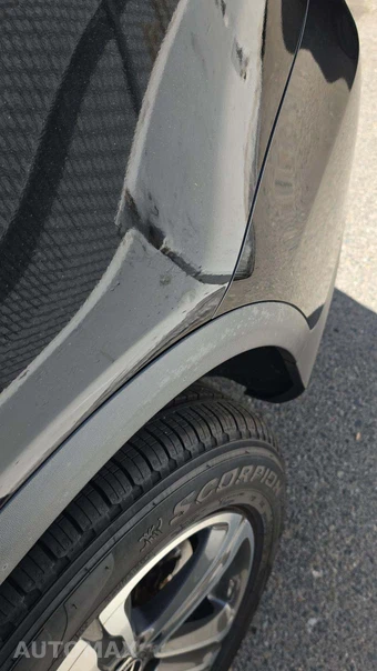 2018 Mercedes-Benz GLC 350e – miniatura 28