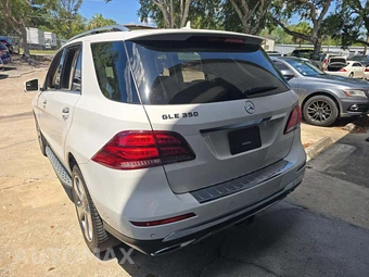 2018 Mercedes-Benz GLE 350 – miniatura 2