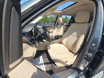 2018 Mercedes-Benz GLE 350 - miniatura 3
