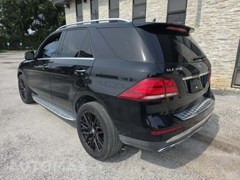 2018 Mercedes-Benz GLE 350 – miniatura 2