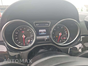 2018 Mercedes-Benz GLS 450 4MATIC - miniatura 9