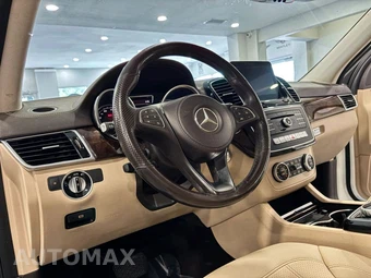 2018 Mercedes-Benz GLS 450 4MATIC - miniatura 9