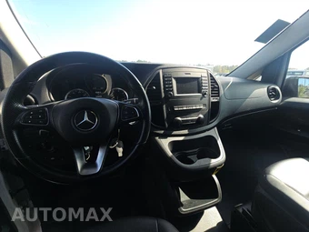 2018 Mercedes-Benz Metris Cargo Van 126.0" WB - miniatura 11