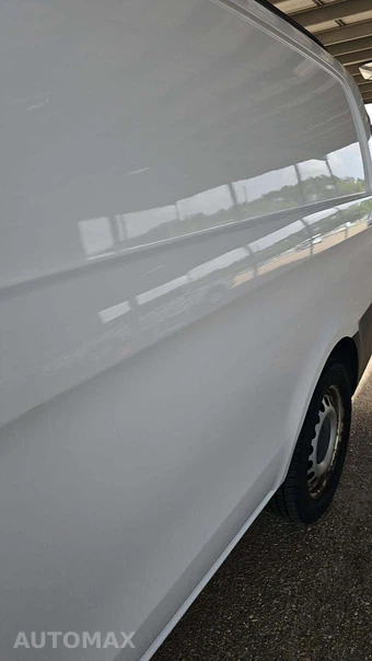 2018 Mercedes-Benz Metris Cargo Van 126.0" WB - miniatura 24