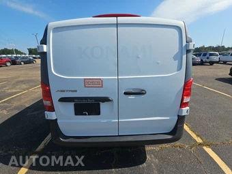 2018 Mercedes-Benz Metris Cargo Van 126.0" WB - miniatura 5