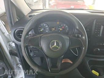 2018 Mercedes-Benz Metris Cargo Van 126.0" WB - miniatura 10