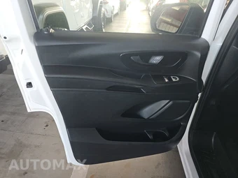 2018 Mercedes-Benz Metris Cargo Van 126.0" WB - miniatura 9