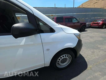 2018 Mercedes-Benz Metris Cargo Van 126.0" WB - miniatura 27