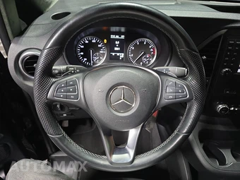 2018 Mercedes-Benz Metris Passenger Van 126.0" WB - miniatura 10