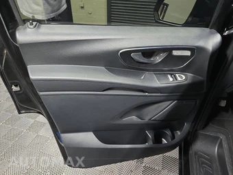 2018 Mercedes-Benz Metris Passenger Van 126.0" WB - miniatura 9