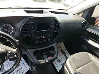 2018 Mercedes-Benz Metris Passenger Van 126.0" WB - miniatura 11
