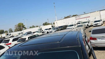 2018 Mercedes-Benz Metris Passenger Van 126.0" WB - miniatura 19