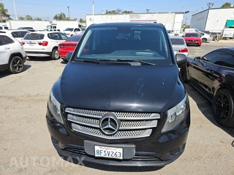 2018 Mercedes-Benz Metris Passenger Van 126.0" WB - miniatura 2