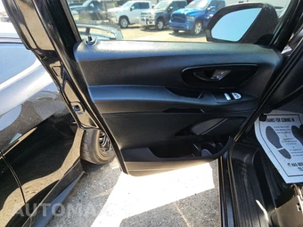 2018 Mercedes-Benz Metris Passenger Van 126.0" WB - miniatura 9