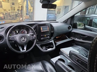 2018 Mercedes-Benz Metris Passenger Van 126.0" WB - miniatura 14