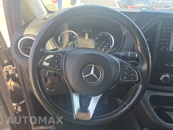 2018 Mercedes-Benz Metris Passenger Van 126.0" WB - miniatura 10