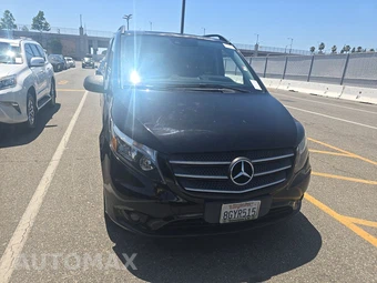 2018 Mercedes-Benz Metris Passenger Van 126.0" WB - miniatura 2