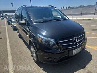 2018 Mercedes-Benz Metris Passenger Van 126.0" WB - miniatura 3
