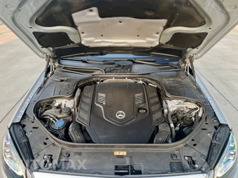 2018 Mercedes-Benz S 560 4MATIC Sedan - miniatura 10