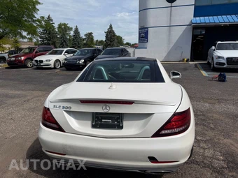 2018 Mercedes-Benz SLC 300 - miniatura 10