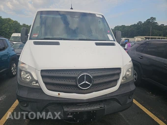 2018 Mercedes-Benz Sprinter 2500 Cargo Van Standard Roof 144.3" WB – miniatura 2