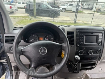 2018 Mercedes-Benz Sprinter 2500 Cargo Van Standard Roof 144.3" WB - miniatura 17