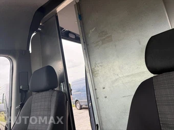 2018 Mercedes-Benz Sprinter 2500 Cargo Van Standard Roof 144.3" WB - miniatura 23