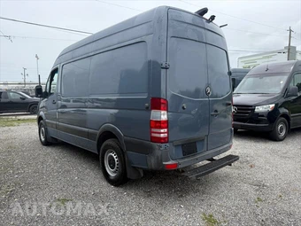 2018 Mercedes-Benz Sprinter 2500 Cargo Van Standard Roof 144.3" WB - miniatura 6