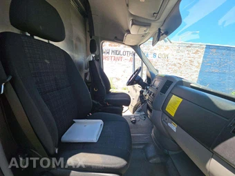 2018 Mercedes-Benz Sprinter 2500 Cargo Van Standard Roof 144.3" WB – miniatura 17
