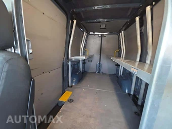 2018 Mercedes-Benz Sprinter 2500 Cargo Van Standard Roof 144.3" WB - miniatura 13