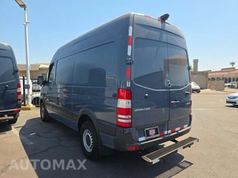 2018 Mercedes-Benz Sprinter 2500 Cargo Van Standard Roof 144.3" WB - miniatura 2