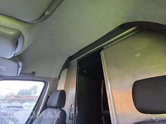 2018 Mercedes-Benz Sprinter 2500 Cargo Van Standard Roof 144.3" WB - miniatura 11