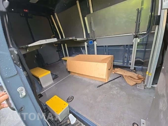 2018 Mercedes-Benz Sprinter 2500 Cargo Van Standard Roof 144.3" WB - miniatura 14