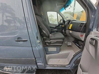 2018 Mercedes-Benz Sprinter 2500 Cargo Van Standard Roof 144.3" WB - miniatura 16