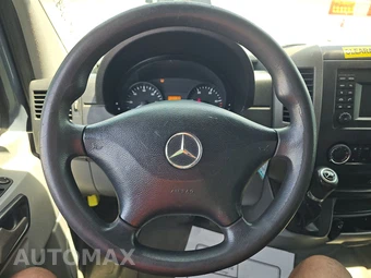 2018 Mercedes-Benz Sprinter 2500 Cargo Van Standard Roof 144.3" WB – miniatura 10