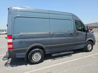 2018 Mercedes-Benz Sprinter 2500 Cargo Van Standard Roof 144.3" WB – miniatura 4
