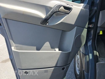 2018 Mercedes-Benz Sprinter 2500 Cargo Van Standard Roof 144.3" WB – miniatura 9