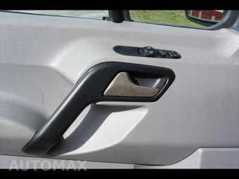 2018 Mercedes-Benz Sprinter 2500 Cargo Van Standard Roof 144.3" WB - miniatura 20